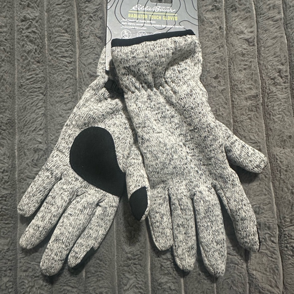 Eddie Bauer women’s gloves